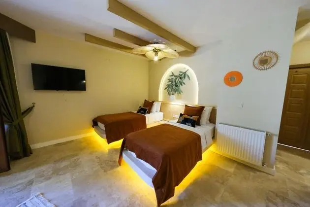 https://images.odamax.com/img/1920x1080/odamax/image/upload/Palace_Hotel_Olive_Odore_202606291435201_aile_4_.jpg