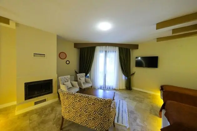 https://images.odamax.com/img/1920x1080/odamax/image/upload/Palace_Hotel_Olive_Odore_202606291435339_aile_19_.jpg