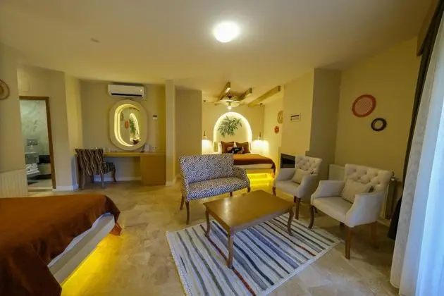 https://images.odamax.com/img/1920x1080/odamax/image/upload/Palace_Hotel_Olive_Odore_202606291435350_aile_20_.jpg