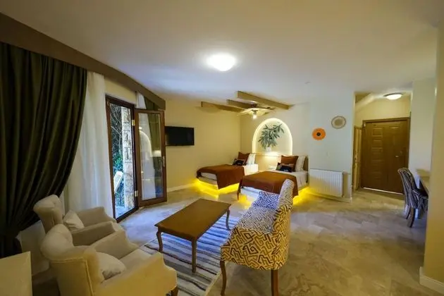 https://images.odamax.com/img/1920x1080/odamax/image/upload/Palace_Hotel_Olive_Odore_202606291435369_aile.jpg