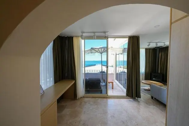 https://images.odamax.com/img/1920x1080/odamax/image/upload/Palace_Hotel_Olive_Odore_202606291437167_terasl_11_.jpg