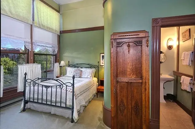 Deluxe Oda (2nd Floor)