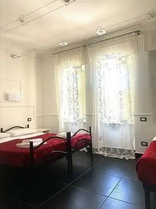 Üç Kişilik Oda