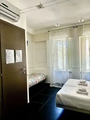 Üç Kişilik Oda