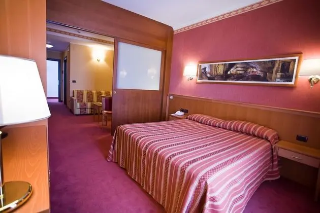Süit, Balkon, Manzaralı