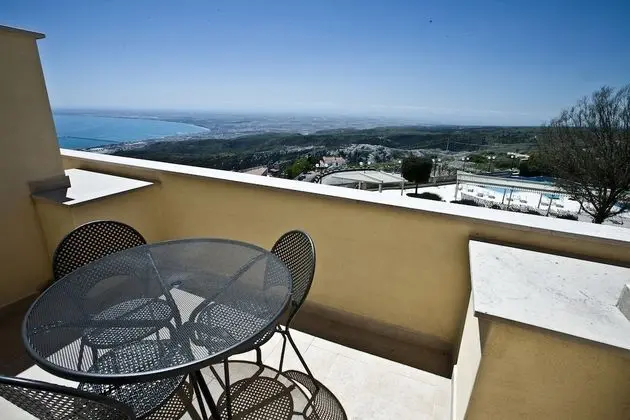 Süit, Balkon, Manzaralı