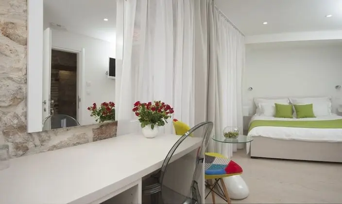 Comfort Tek Büyük Yataklı Oda