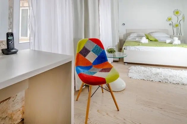 Comfort Tek Büyük Yataklı Oda