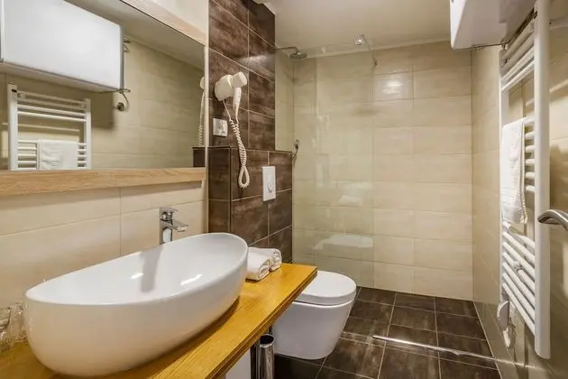 Standard Tek Büyük Yataklı Oda