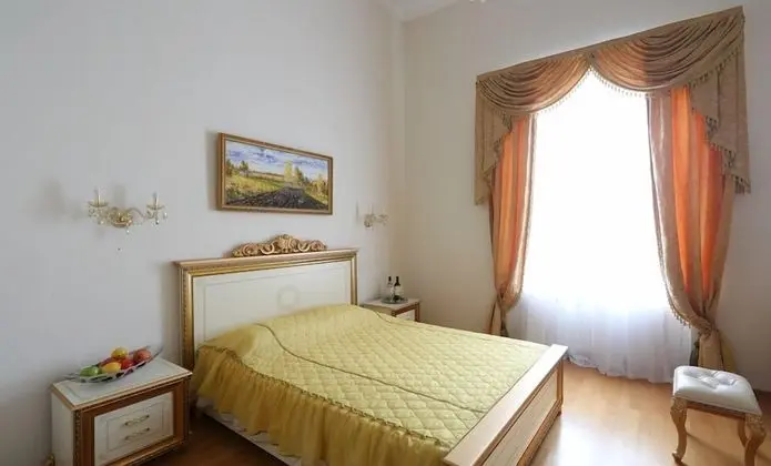 Basic Tek Büyük Yataklı Oda, 1 Büyük (Queen) Boy Yatak, Ortak Banyo (№3-4)