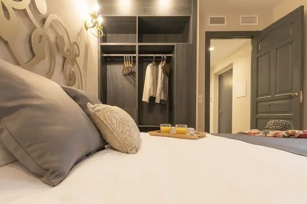 Deluxe Apartment (3 adults)