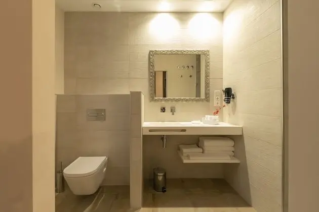 Deluxe Apartment (3 adults)