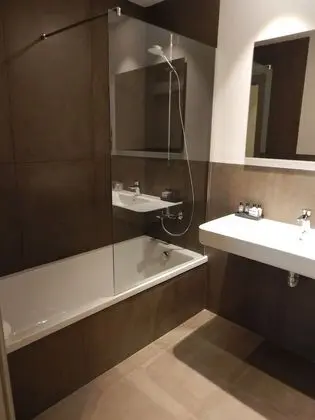 Tek Kişilik Oda, Avlu Manzaralı