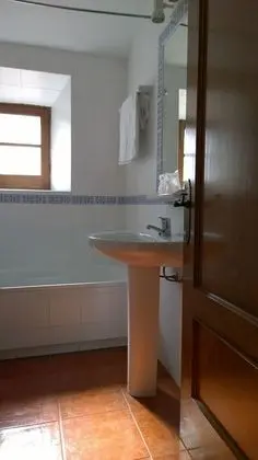 Büyük Yataklı Tek Kişilik Oda