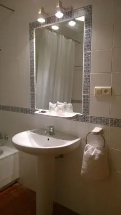 Büyük Yataklı Tek Kişilik Oda