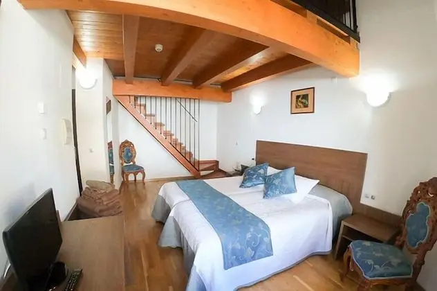 Premium Dört Kişilik Oda (suite del bajo Aragón)