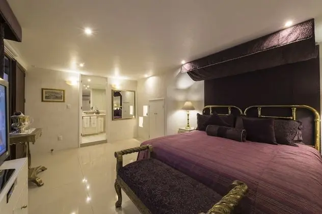 Standard Oda, 1 En Büyük (King) Boy Yatak