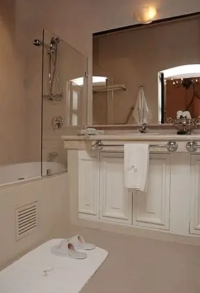 Standard Oda, 1 En Büyük (King) Boy Yatak