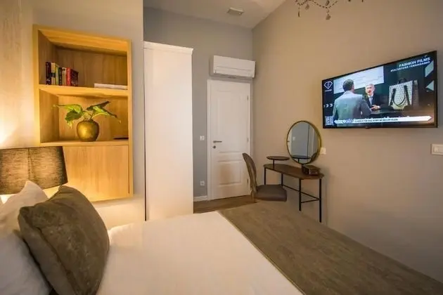 Deluxe Tek Büyük Yataklı Oda