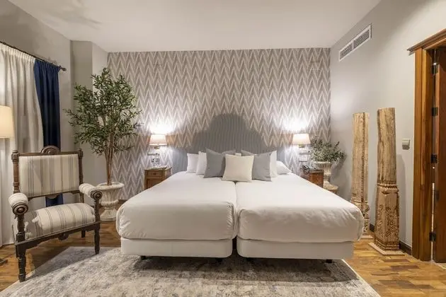 Tek Büyük Yataklı Oda (Interior)