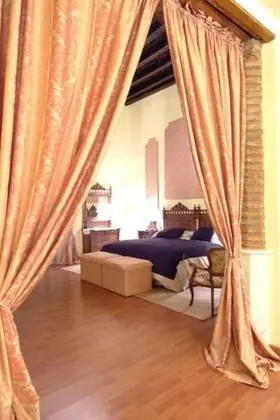 Süit, Sıcak Su Küveti