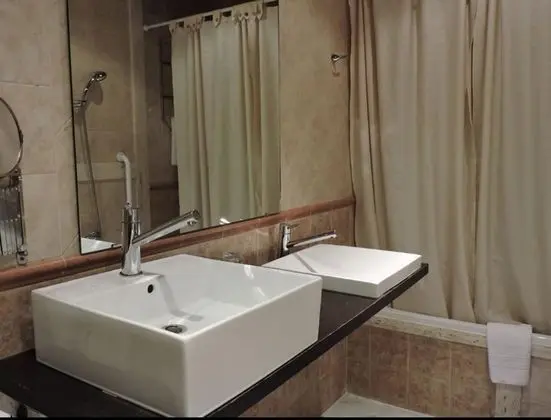 Süit, Sıcak Su Küveti