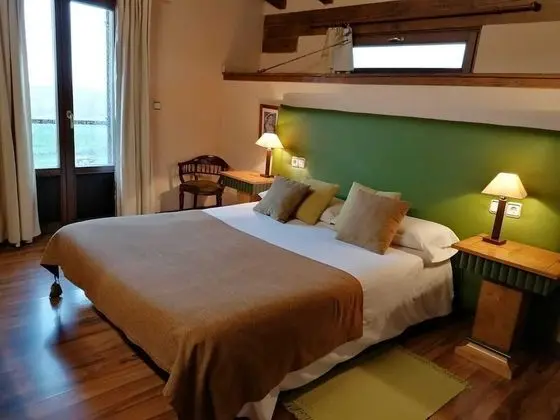 Tek Büyük veya İki Ayrı Yataklı Oda