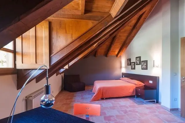 Standard Apart Daire, 3 Yatak Odası, Şömine