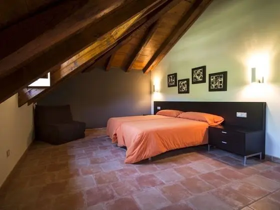 Standard Apart Daire, 3 Yatak Odası, Şömine