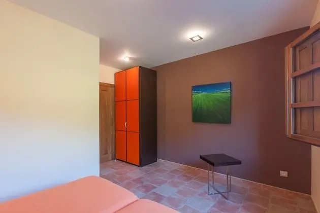 Standard Apart Daire, 3 Yatak Odası, Şömine