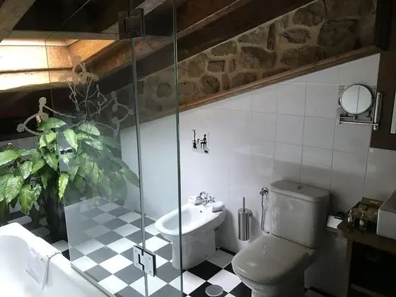 Luxury Süit, Sıcak Su Havuzu