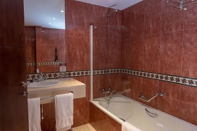 Tek Büyük Yataklı Oda (Interior)