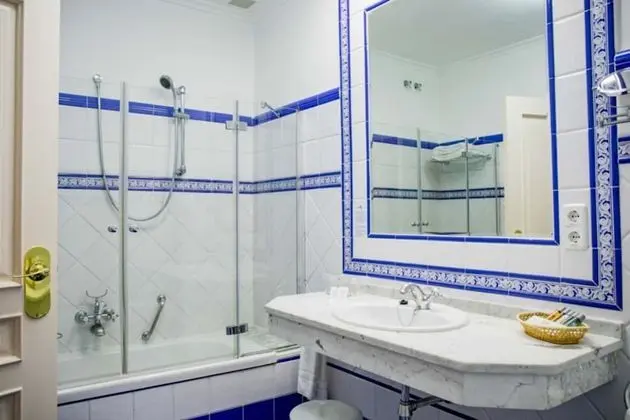 Superior Büyük Yataklı Tek Kişilik Oda