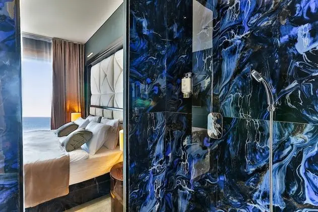 King Suite with Sea View