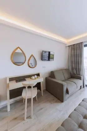 Deluxe Studio with Castle View