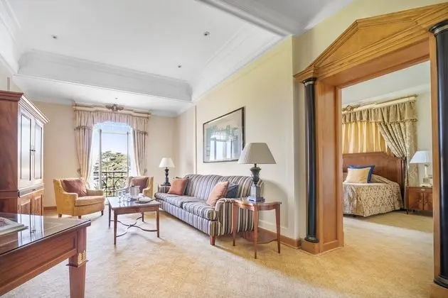 Deluxe Palacio Suite
