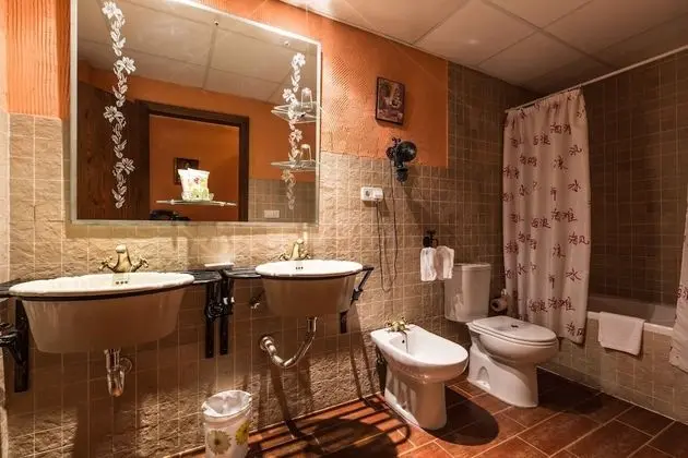 Superior Tek Büyük Yataklı Oda