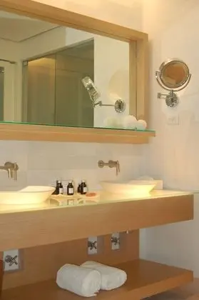 Deluxe Double Beds Resort View