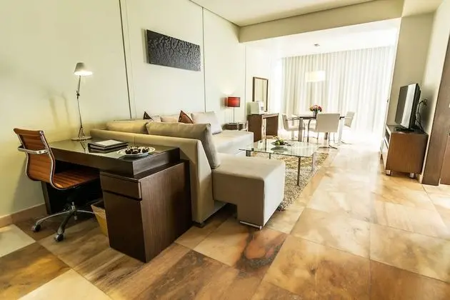 One Bedroom Penthouse King Size Bed Diamante View
