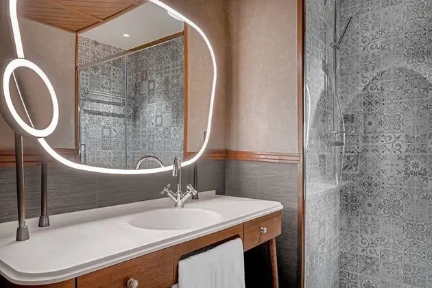 Deluxe Oda, 2 Tek Kişilik Yatak, Sigara İçilmez, Avlu Manzaralı (Interior)