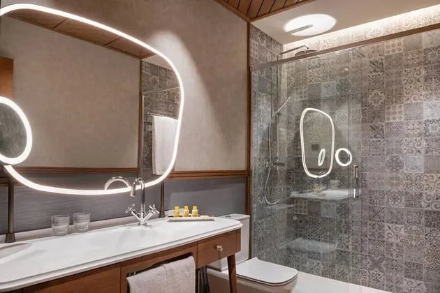 Deluxe Oda, 2 Tek Kişilik Yatak, Sigara İçilmez, Avlu Manzaralı (Interior)