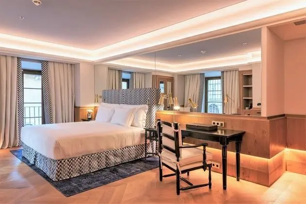 Family Oda, Şehir Manzaralı