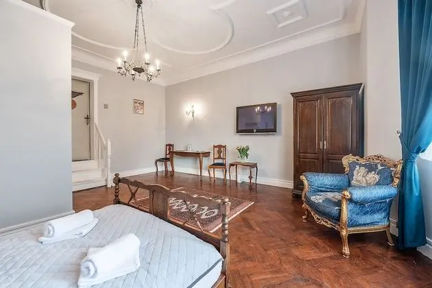 Comfort Tek Büyük Yataklı Oda