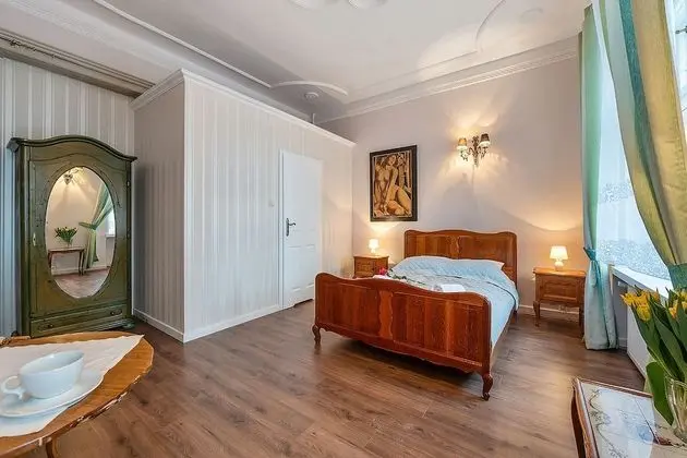 Comfort Tek Büyük Yataklı Oda