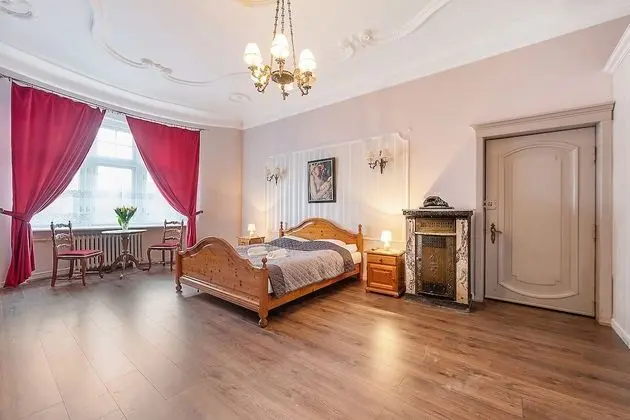 Comfort Tek Büyük Yataklı Oda