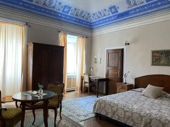 Tek Büyük veya İki Ayrı Yataklı Oda