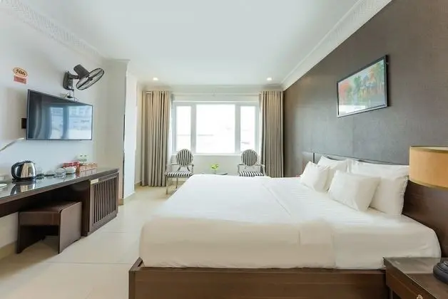 Deluxe Tek Büyük Yataklı Oda, Şehir Manzaralı
