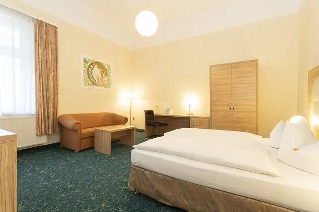 Comfort Tek Büyük Yataklı Oda
