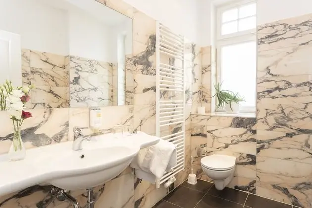 Superior Tek Büyük Yataklı Oda, Küvet, Avlu