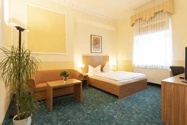 Superior Tek Kişilik Oda, Küvet, Avlu